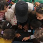 SES-et-Solarkiosk-apportent-electricite-et-internet-a-un-centre-educatif-dans-un-camp-de-refugies-en-jordanie-challenges-tn