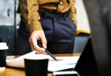 Entreprises en Tunisie : domination des microstructures, poids fiscal du privé et fragilité du secteur public en 2025