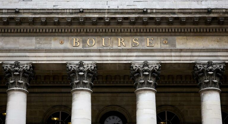 Les Bourses européennes clôturent en hausse prudente avant un mercredi chargé
