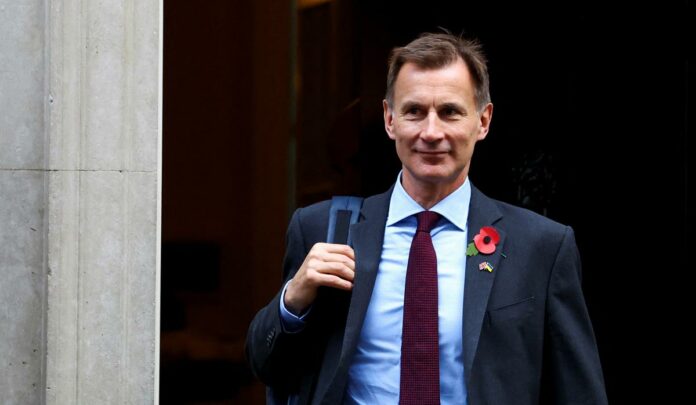 challenges-tn-Le-ministre-britannique-des-Finances,-Jeremy-Hunt
