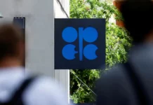 Excédent pétrolier mondial : l’OPEP et l’AIE déclenchent une chute historique des prix du Brent et du WTI