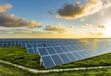 BERD, BEI et UE financent une centrale solaire de 100 MW à Sidi Bouzid pour accélérer la transition énergétique tunisienne