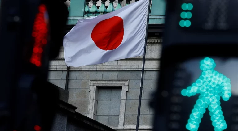 Le Japon pousserait Tesla à investir dans Nissan, tandis que Foxconn envisagerait un partenariat avec Honda