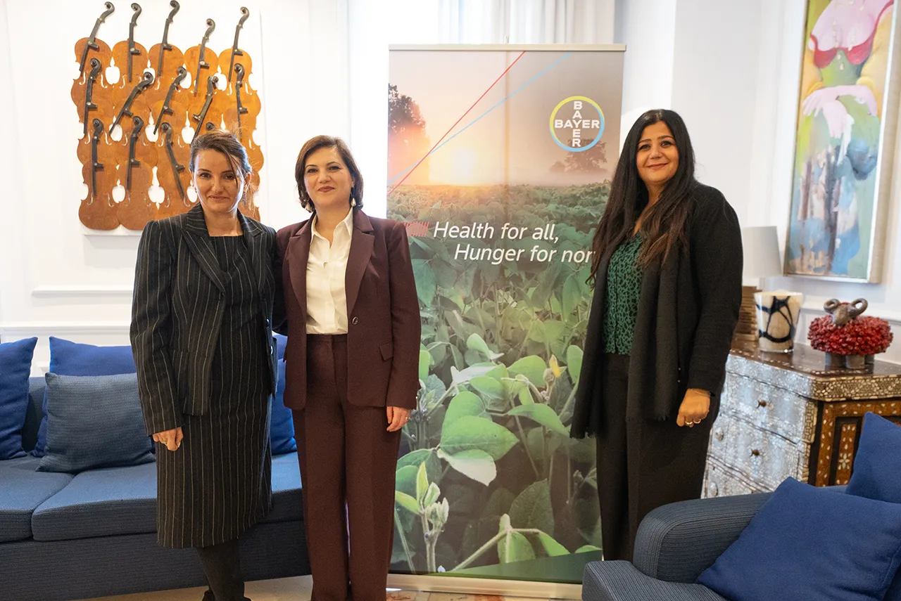 Amina L'Kima _ Directrice Générale & North Africa Commercial Lead – Crop Science _ Hajar Dinar _ Country Communications Lead – Afrique du Nord _ Hanen Chebaane_ Représentante du bureau Bayer en Tunisie & Sales operation Liaison Tunisia