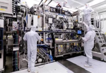 Samsung commande 7,4 milliards de dollars de machines EUV à ASML pour alimenter la production de mémoire HBM4